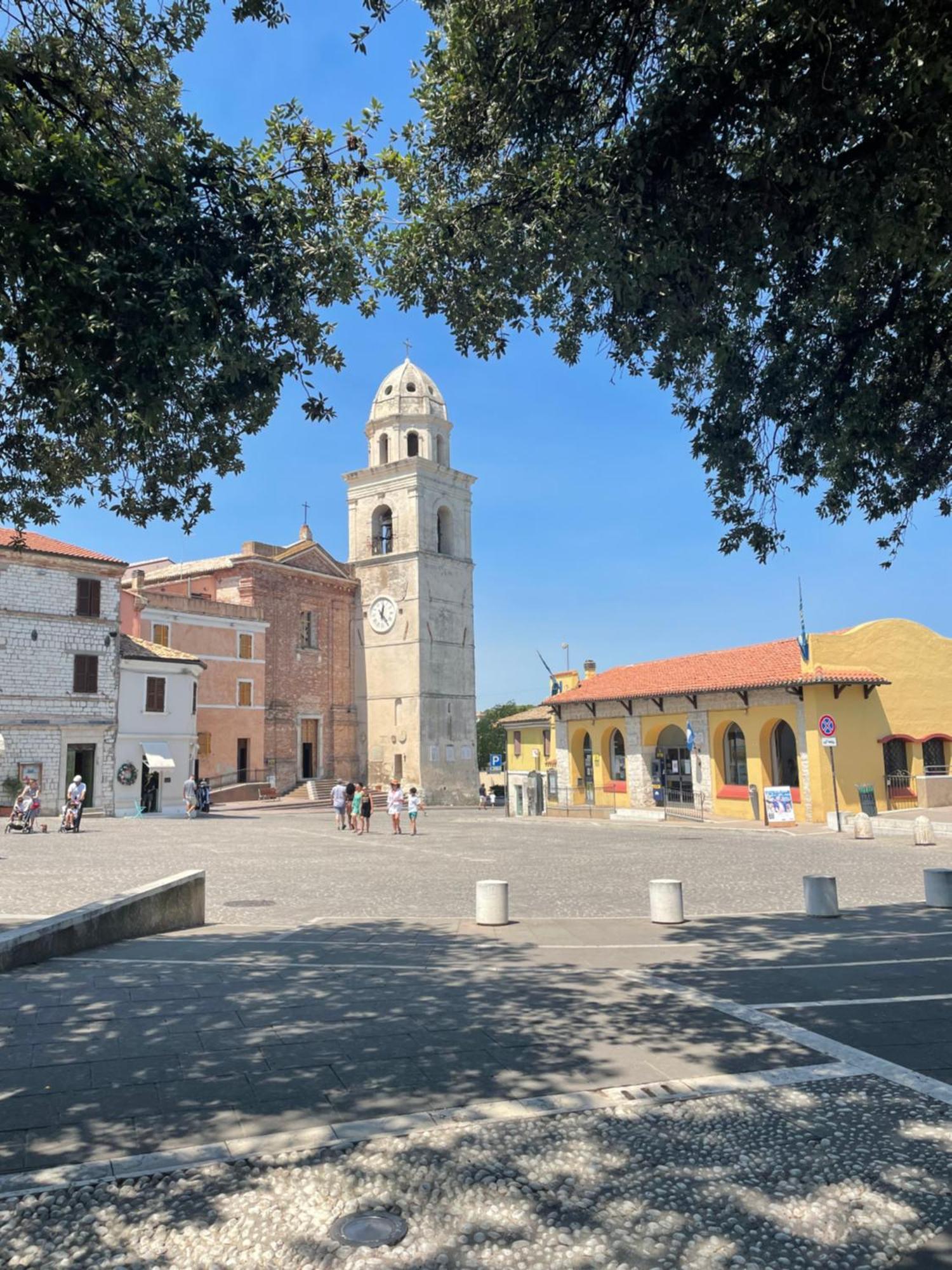 L'Angolo Di Mare Centro Di Sirolo Exterior photo